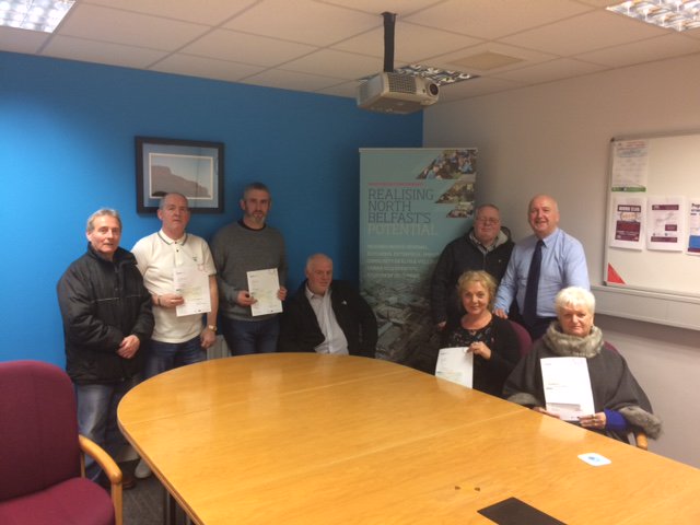 Limestone Trust recipients came in today to collect their cheques <a href="/ArdoyneBoxing/">Ardoyne boxing club</a> #MountcollyerYouthClub #HappyStitchers #Cancerlifeline
