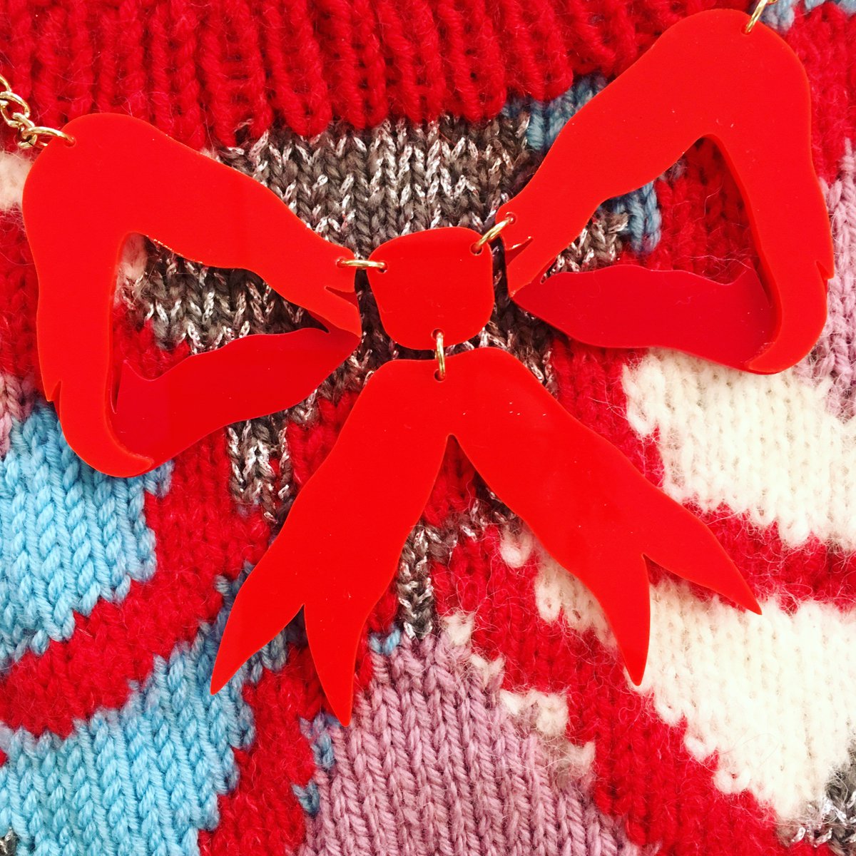 There's a chance to WIN a Big Bow Necklace and an exclusive <a href="/AnnaKnits/">Anna Wilkinson</a> jumper on our Instagram!🎄 bit.ly/2hVt755