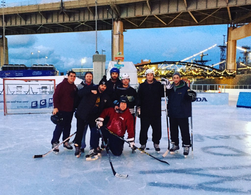 <a href="/HooligansPuck/">Hooligans Hockey</a> take the 1st ever <a href="/CanalsideBflo/">bufwaterfront</a> Winter Media Day Cup! ❄️🏒🏆
