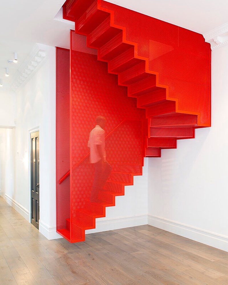 fubiz's tweet photo. Suspended Red Stair by @webbyates
#design #stairs #red #interiordesign #webbyates #fubiz … https://t.co/d0Lx2HwJC6 https://t.co/KpBSYVfpPJ