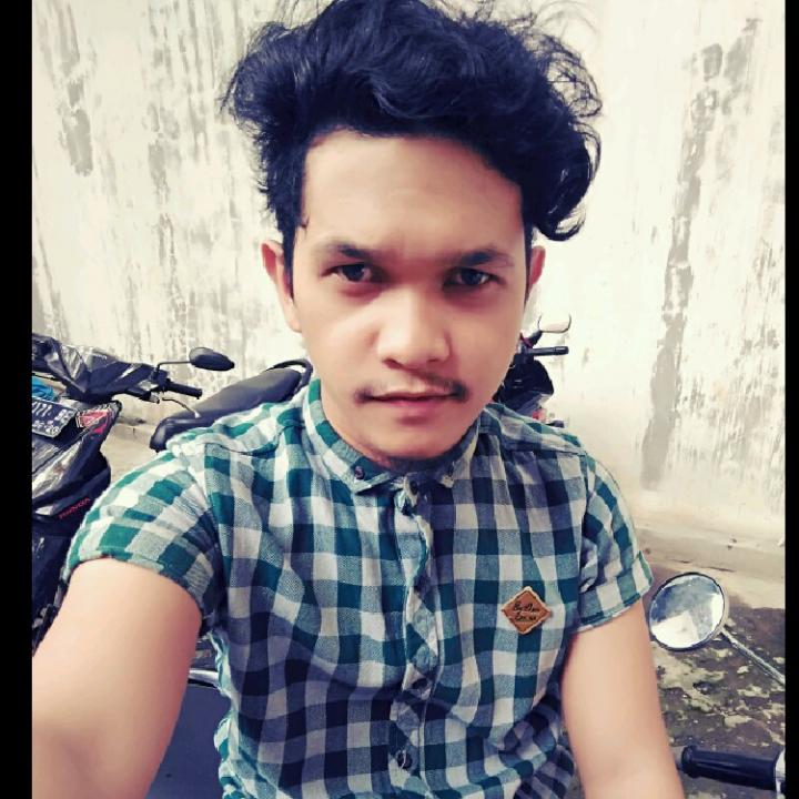 Safdoll's tweet photo. Come hangout with me on #BIGOLIVE. https://t.co/HAnNQM28Dr https://t.co/qzKzAI35V6