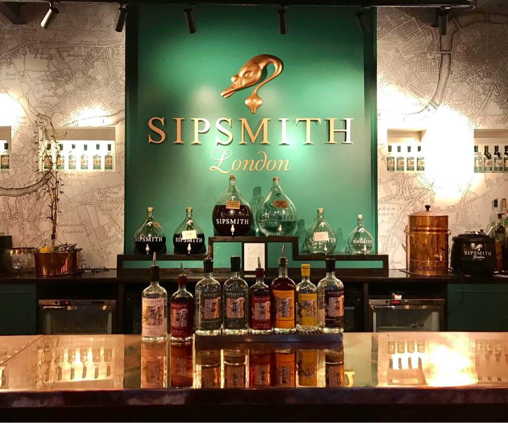 Our wonderful new bar was finished today. Doesn't it look fantastic?