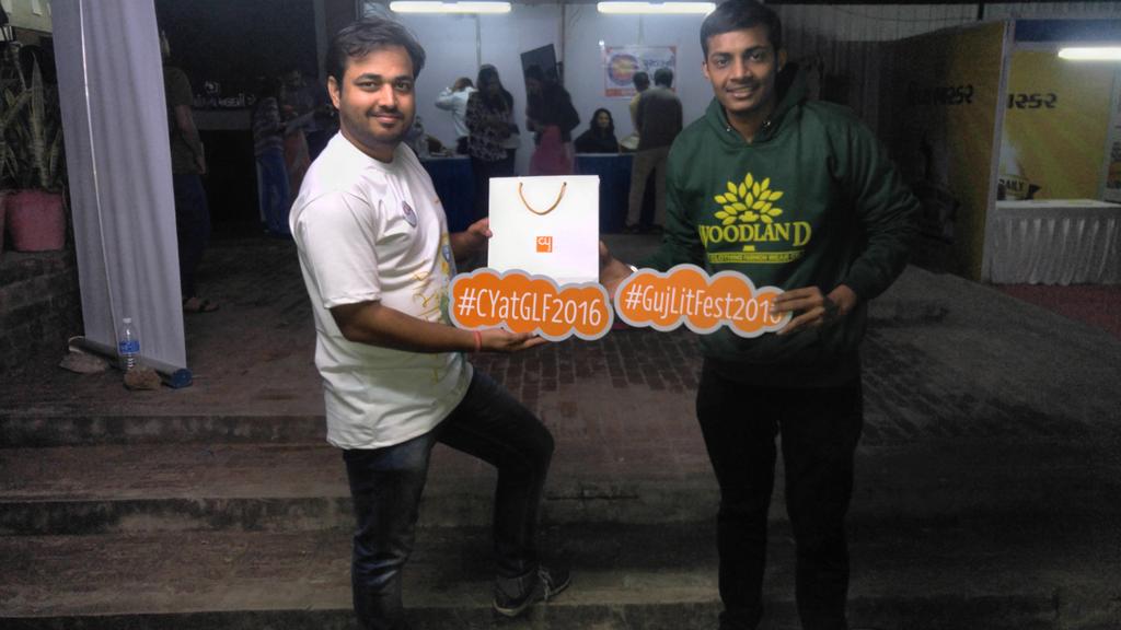creativeyatra's tweet image. Twitter quote contest winner Abhishek tweeted under banner @AapkaApnaHappy and won an exclusive hamper #GujLitFest2016 #CYatGLF2016