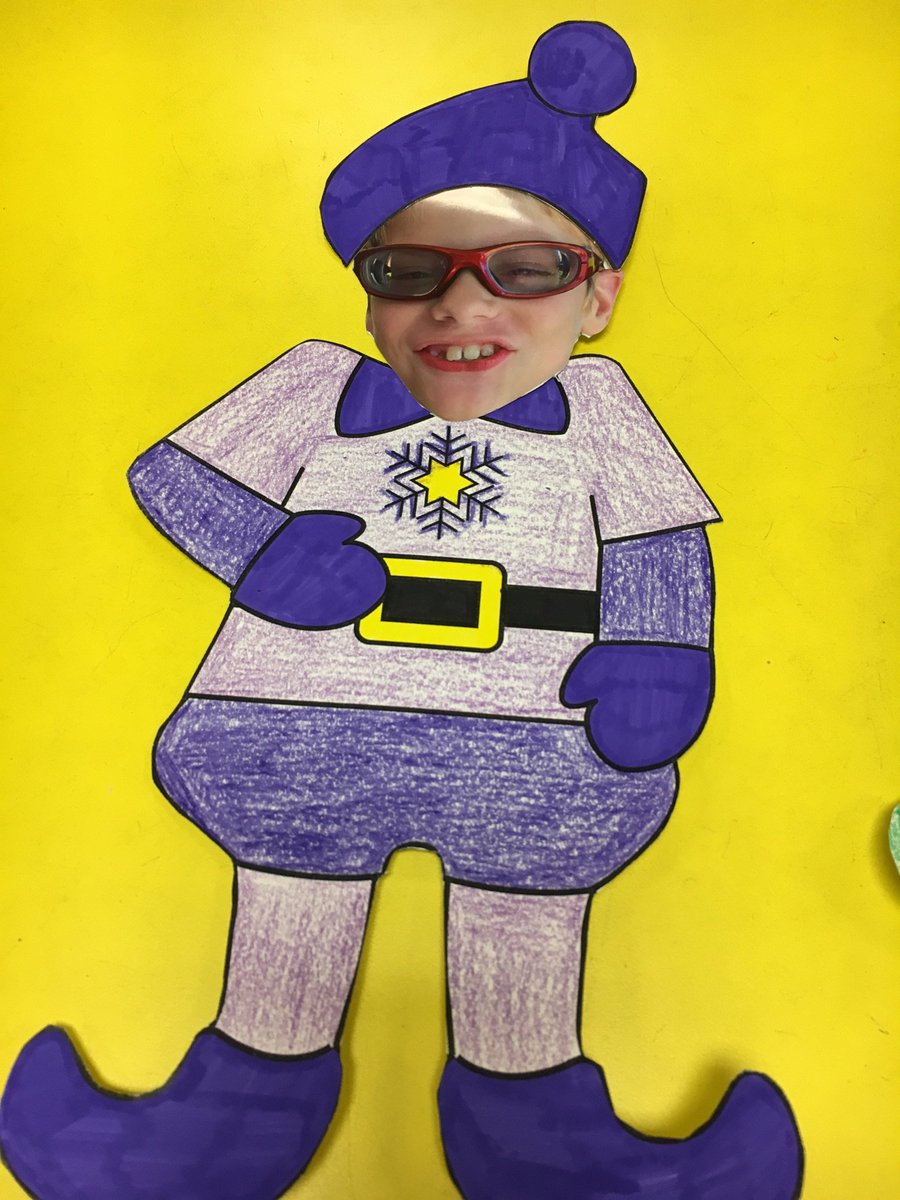 CHandte33's tweet photo. Look at our 3rd grade elf!  🎄💚❤🎄 @CHandte33 @CCPS_Super @MrsABauman https://t.co/EjVTpE92kL