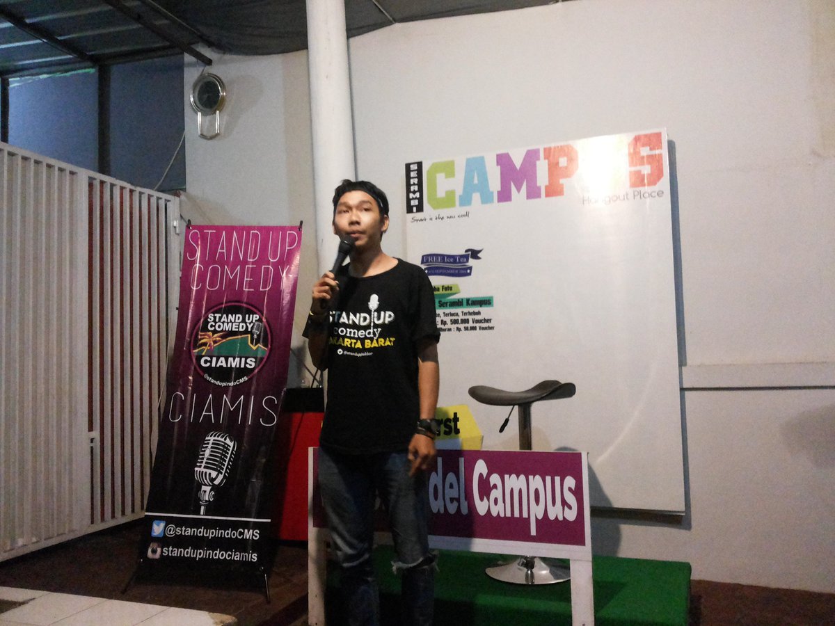 #OpenmicCiamis ada <a href="/ALDYSETIAMAN/">#AMS</a> yg ngomongin setan