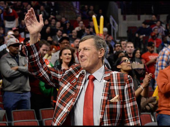 Sports fans mourn loss #CraigSager: bit.ly/2gIG6WB