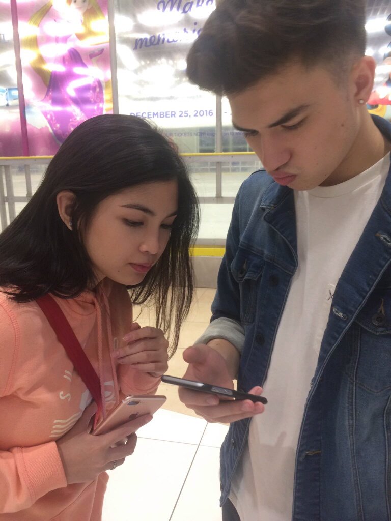 MarkVenOFC's tweet photo. Hmmmm! Ano na? @_markuspaterson @hperalejo cute nyo.. 😁 (c) @louisesalvador7 https://t.co/487GmzMIaf