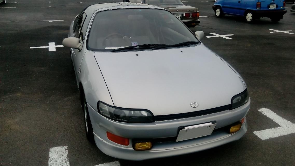 あうさん トヨタ セラ 走る温室 だの セミみたい だの散々な言われようだが私は好き とは言えｕｖは反射してもｉｒは透過するのでやっぱり暑い お勧めは夜のドライブ 上半分ほぼ透明なので満天の星空が迫ってくる これ以上の視界はｈｍｄｓ被って