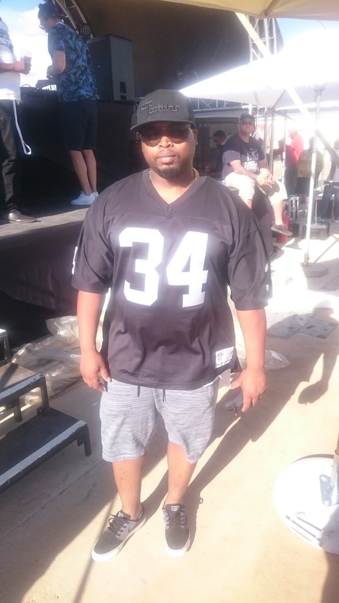 People_SA's tweet photo. Bumped into @DjDimplez about to take the 1s&2s at the #ColourInTheSun Reconciliation Day Festival at Carnival City. https://t.co/KT9gbi2qSm