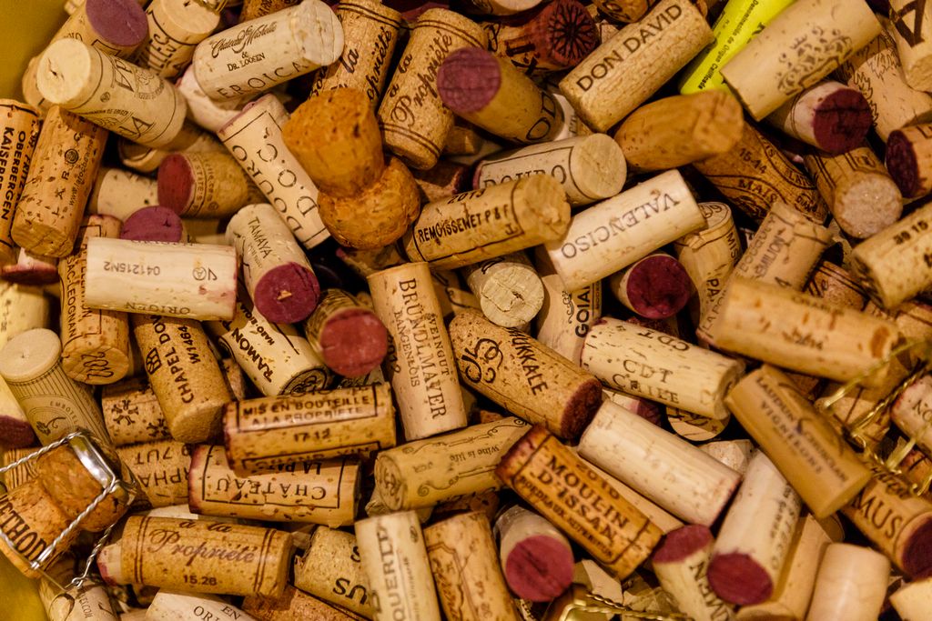 ImbibeSWA's tweet photo. .@DORibera, @vinodeToro + @DORueda caught fire last year – 8 Golds in #SWA2016 ‘People have started asking for them’ says #TheLedbury @myab https://t.co/9UoOVQwkMW