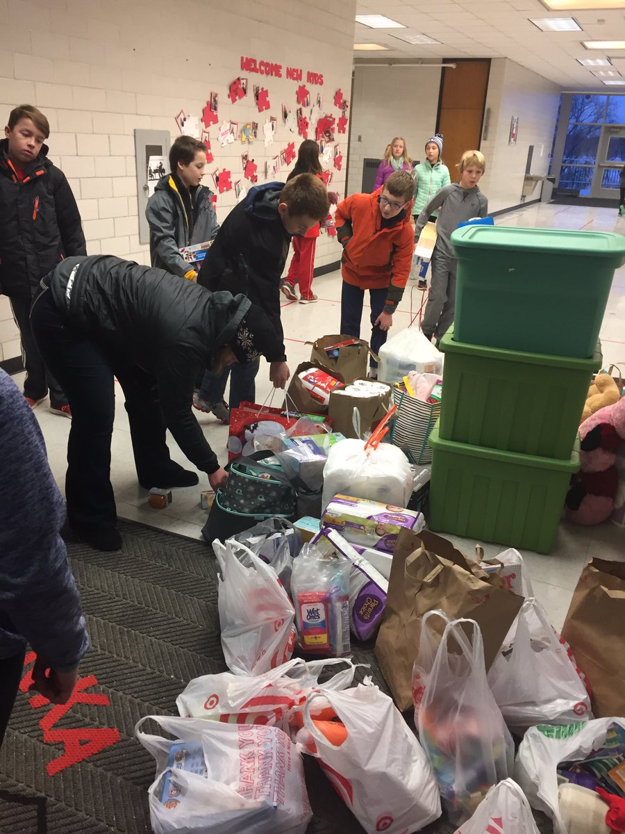 Thank you <a href="/PoliceOrono/">Orono Police Dept</a> and all our GMS families.  1622 items donated today to WeCan! #westonkapride