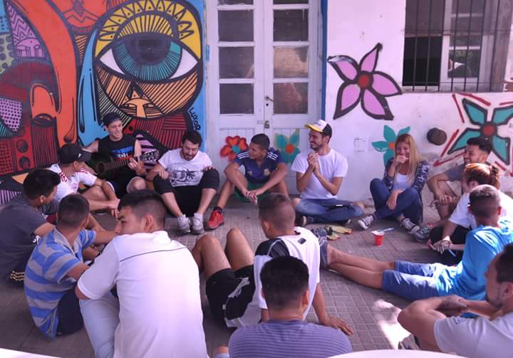 Estas son algunas de las imágenes que dejó el voluntariado. Logramos recuperar el Hogar de Jóvenes junto con los chicos que lo utilizan!