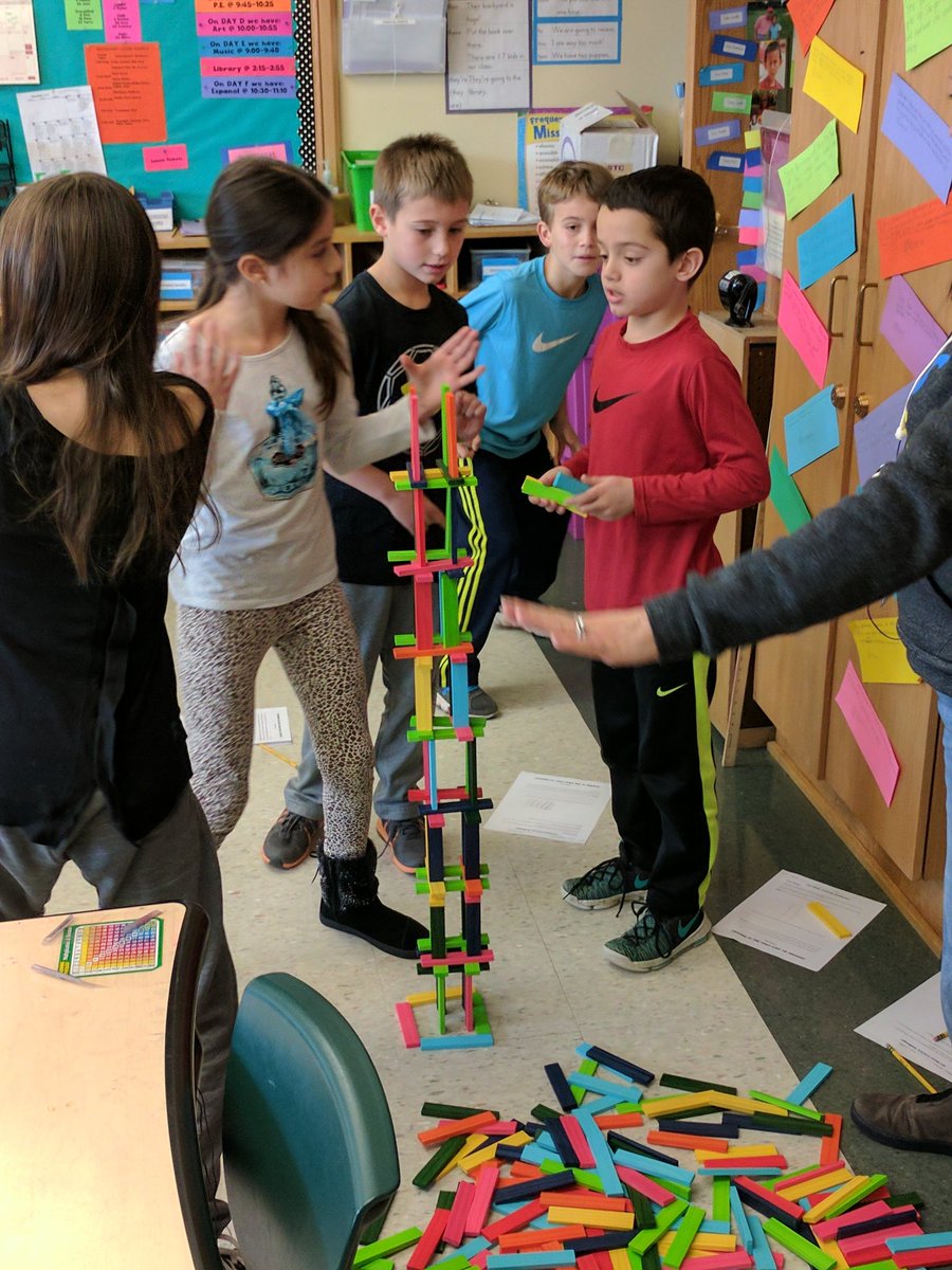 DrDrewPatrick's tweet photo. STEAM challenge in QR Devlin/Meade. #scarsdalepride @MrsMeghanMeade @qredev https://t.co/WvFom6BH1L