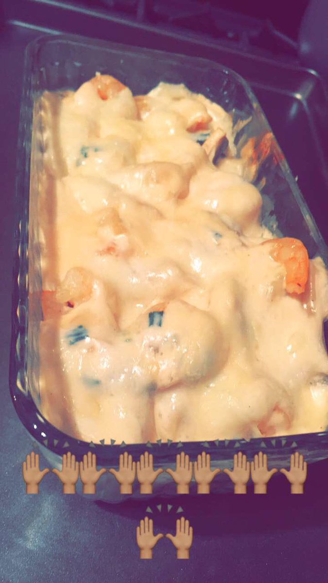 MauriceHarrisJr's tweet photo. This pescatarian life is much easier with the help of Pinterest! I made a baked shrimp ziti last night with shredded parmesan cheese 🙌🏽😋 https://t.co/2aNZKZMmtS