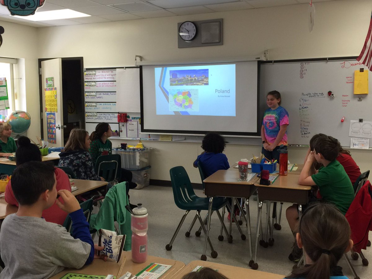 teachlowder's tweet photo. Christmas Around the World presentations! Research! Transitions! Embedded video! So impressed by my kids today! https://t.co/DCTxNb5Nhr