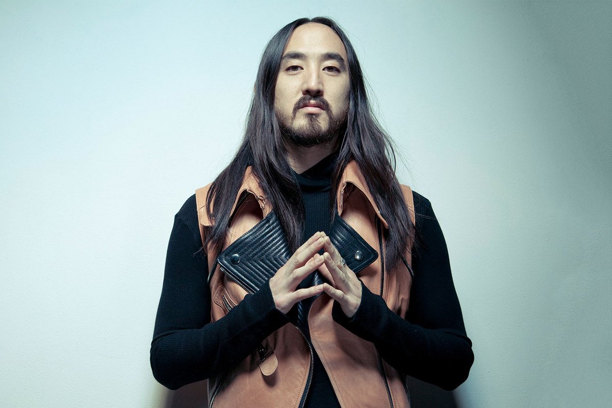 Стив аоки фото. Dj стив аоки. Стив аоки фото. Диджей азиат с длинными волосами. Steve aoki.