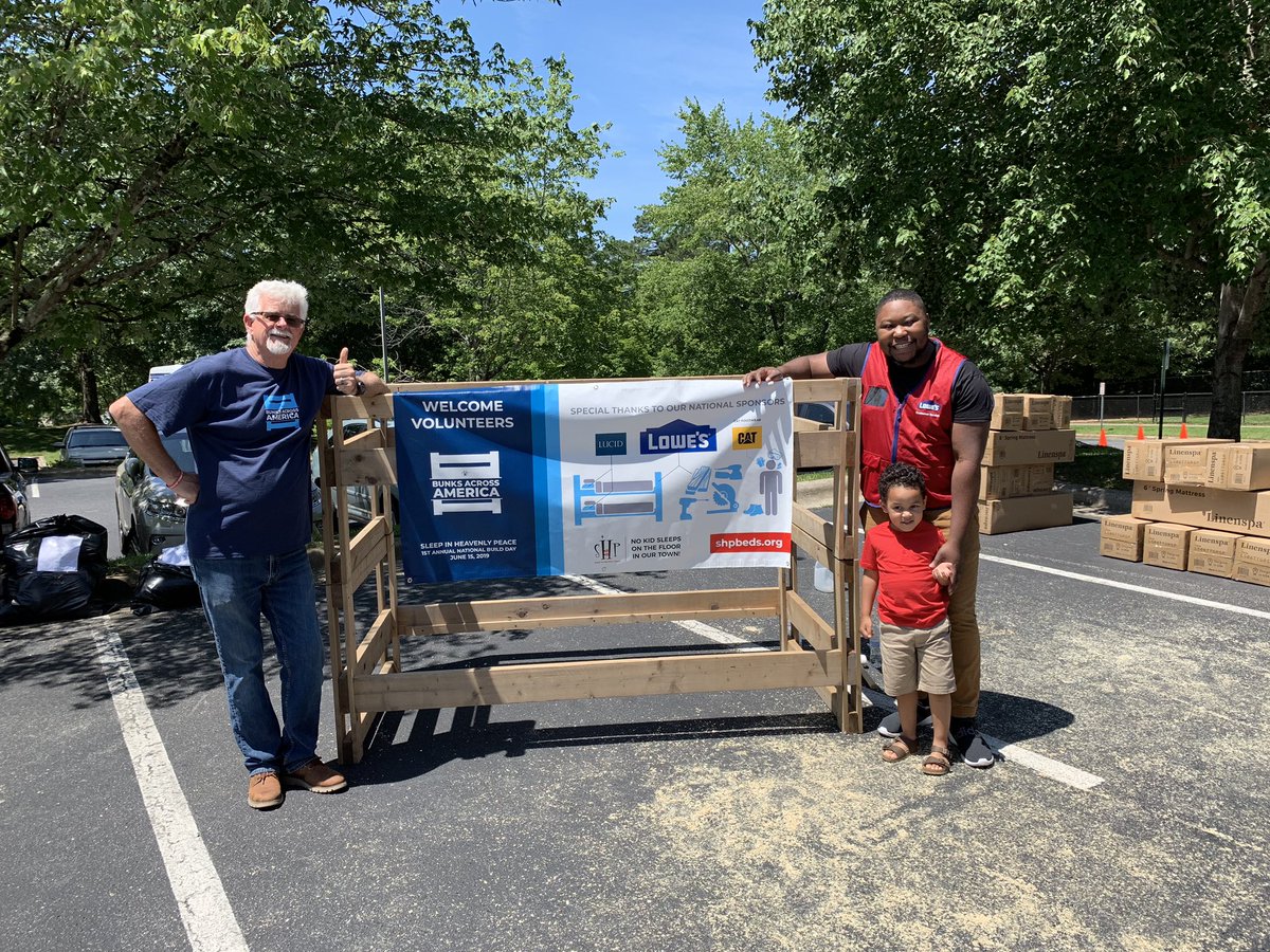 SHPDurham's tweet photo. Our Durham chapter of Sleep In Heavenly Peace NC Durham. On June 15 built and delivered 24 beds to families that needed beds for there kids. We were a small part of BUNKS ACROSS AMERICA. On this day 108 chapters in 41states and one in Canada. Built over 5000 beds. https://t.co/uIAquFBlCT