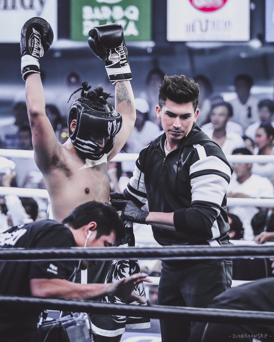 keawsrip's tweet photo. ดูแลอย่างดี
#HunzIPH
#BlackBear
#TeamHunz
#TeamBlack
#10Fight10
#10Fight10PresentedbyGSBATTERY #CelebrityBoxing #Boxing #Thailand #Workpoint23 #เจมีดี @Hunz_IPH @Antoine_pinto https://t.co/uZJE2isw2B