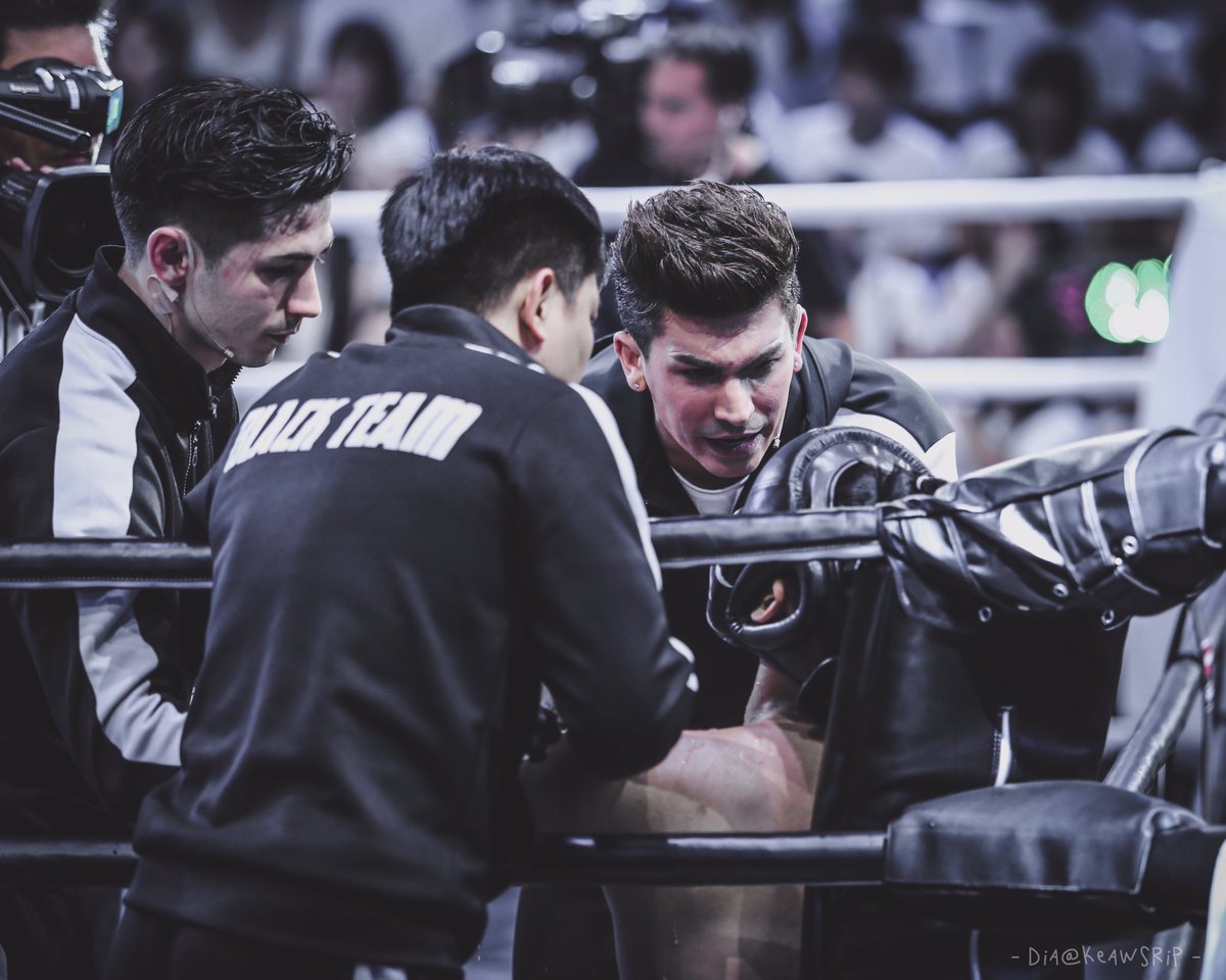 keawsrip's tweet photo. ดูแลอย่างดี
#HunzIPH
#BlackBear
#TeamHunz
#TeamBlack
#10Fight10
#10Fight10PresentedbyGSBATTERY #CelebrityBoxing #Boxing #Thailand #Workpoint23 #เจมีดี @Hunz_IPH @Antoine_pinto https://t.co/uZJE2isw2B