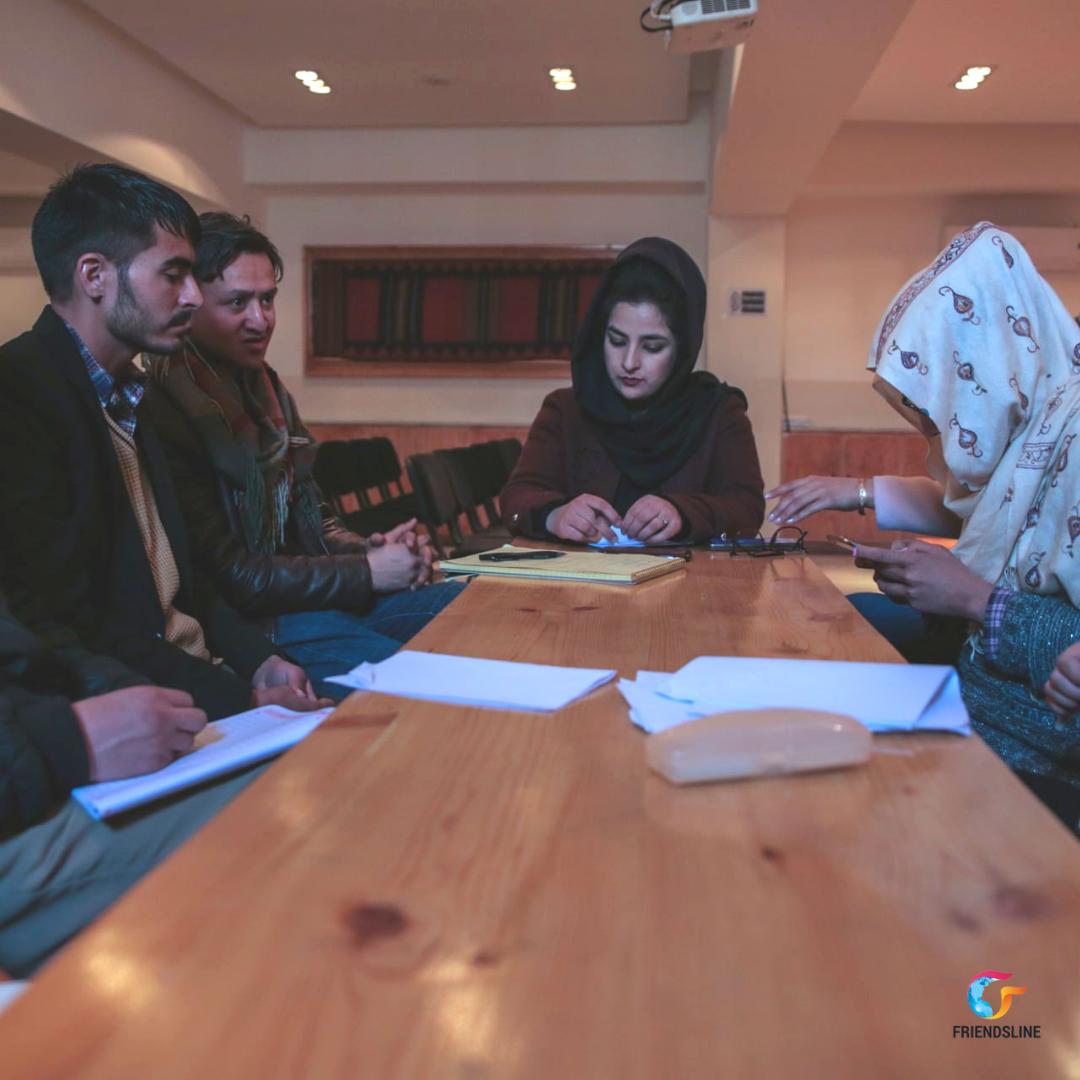 FriendslineIntl's tweet photo. Happy Tuesday everyone! 25-year-old Mashed Mahjor started a #bookclub in Kabul due to a lack of opportunities children in her local area have to talk freely and ask questions #socialchange #justice #education #humanrights #educationforall #educatetoempower #goodnewsstory https://t.co/w4pS6pAwfo