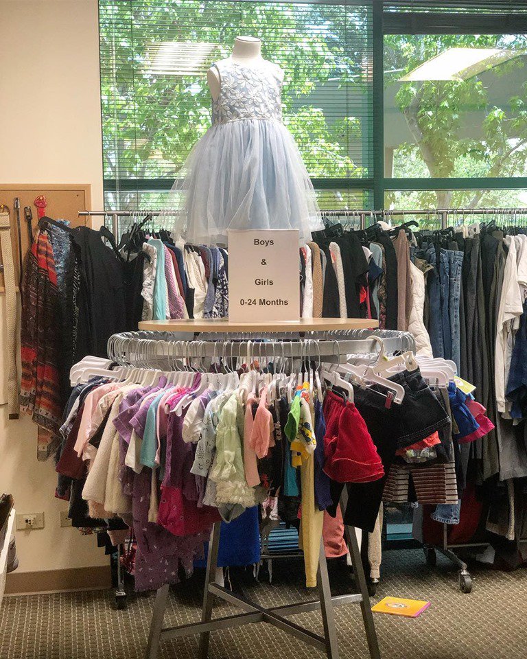 BeHively's tweet image. Our Community Closet will be open late this Wednesday, July 10th and Wednesday, July 24th until 7 PM. All families and community members are welcome to come shop for FREE for items including clothing, furniture, baby items, books and more!
 #wearehively #hively #thrivinghive