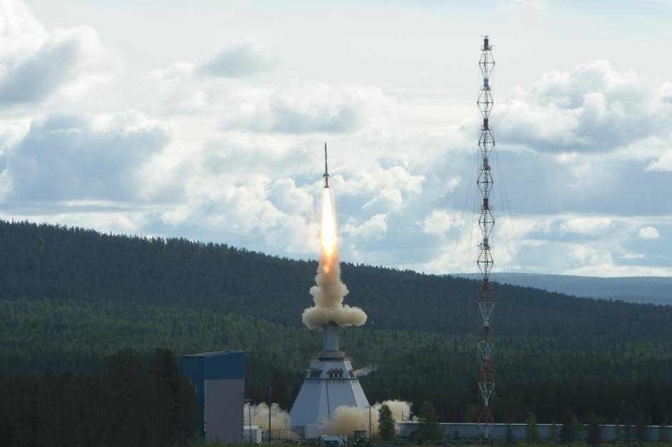 EPDTNEWS's tweet photo. 10. #ICYMI #Top13 #June19 #news #EPDT #Rocket #launch! #Graphene goes into #space... via @GrapheneCA @esa @SSCspace @esaspaceflight @Cambridge_Uni @GrapheneUCam @ULBruxelles ππβ¨| #research #MASER14 #suborbital #ZeroG #Esrange #Kiruna cc. @FETFlagships | https://t.co/o3EGAQdY9f https://t.co/Bv8N7nwQuD
