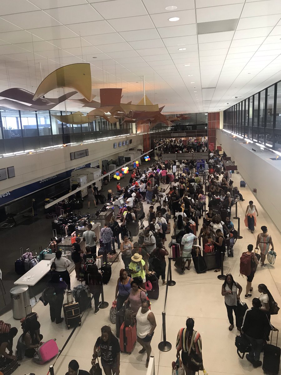 southwest baggage check time