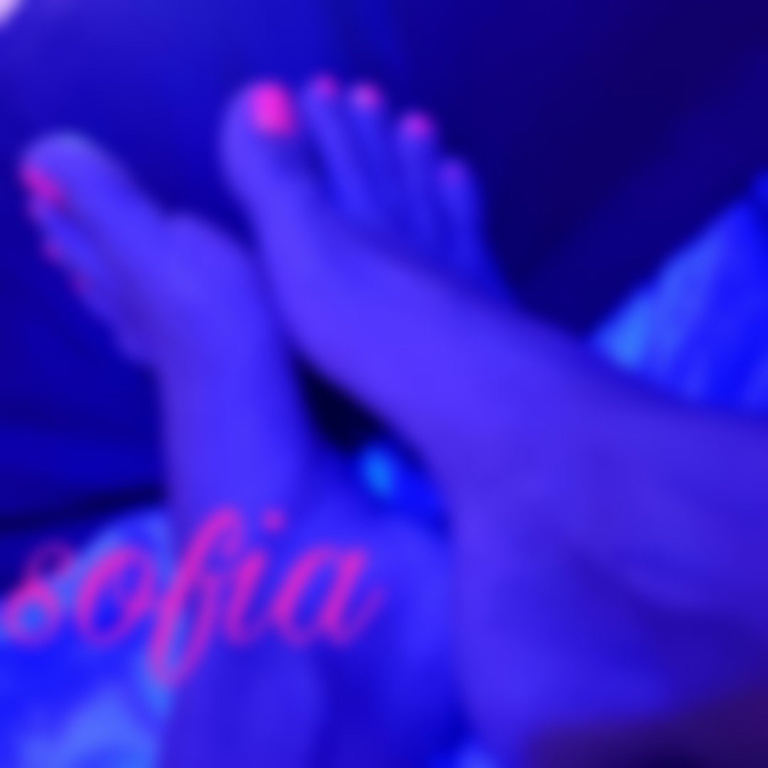 Sofiestoes tweet media