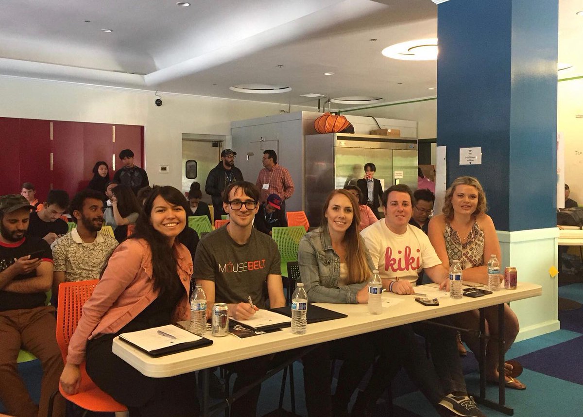 draper_u's tweet photo. Some of the judges at Draper's #HEROthon this weekend 👏🏼 Ideas were hacked in 48 hours with over 160 participants ⚙️ https://t.co/PSTUYJ2GdZ