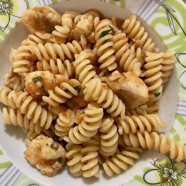 DorianaTucci's tweet photo. Fusilli Senatore Cappelli de #lestagioniditalia con ragù di scorfano #scorpionfishragout
#weareinpuglia #foodphotography #instagood #instafood #foodstagram #seafood #italiancuisine #traditionalcuisine #regionalcuisine #recipe soon on #lasignoradeifornelli #cookingschool #coo… https://t.co/3xF2LlZVIE