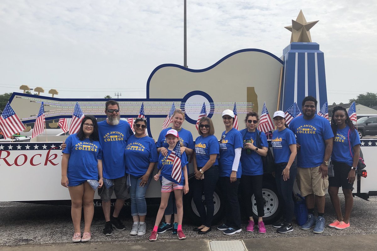 SanJacCollege's tweet photo. We rocked the South Belt-Ellington Leader July Fourth parade! ๐บ๐ธ๐๐บ๐ธ #sjcsummer19 #julyfourth #southbelt https://t.co/LlyuYU3OVH