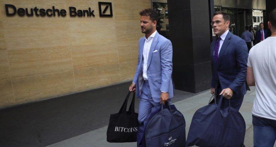 YuriOrlow's tweet photo. Laid-off staffer takes the bank's BITCOINS with him? Allegedly!
https://t.co/TxYUJkOa1i https://t.co/kYjmkqlNAI