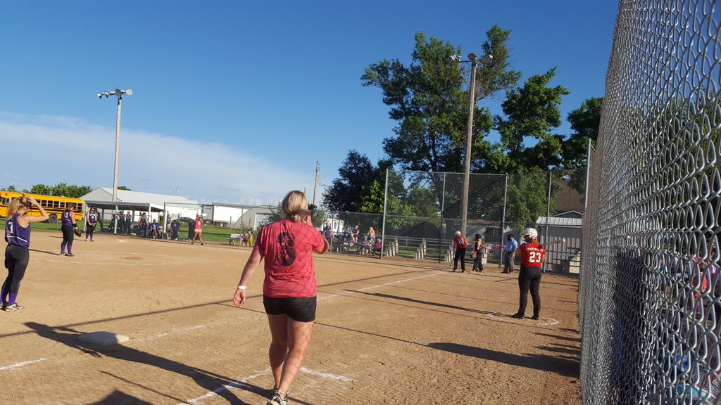 RichStoffers1's tweet photo. Good luck to Ar-We-Va softball gals this evening as they begin tourn. play vs. St. Albert's of C.B. @kenzierayann @emilyhinners32 @MaddieStyles097 @hannahkraus8 @leslie_luft @smith_jadeyn22 @AWVRocketNation !!! #RocketsRule https://t.co/YGiNnRDUUq