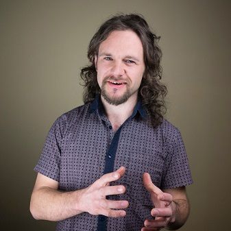 Did you know that <a href="/PSAUK/">The PSA</a> runs an annual competition for its associate members called Speaker Factor? They get 5 minutes to show the judges how bookable they are as a proffessional speaker. Hear more about itfrom <a href="/AlexOwenHill/">Alex Owen-Hill</a> at our event tommorrow buff.ly/2RE8k9d #PSAUK