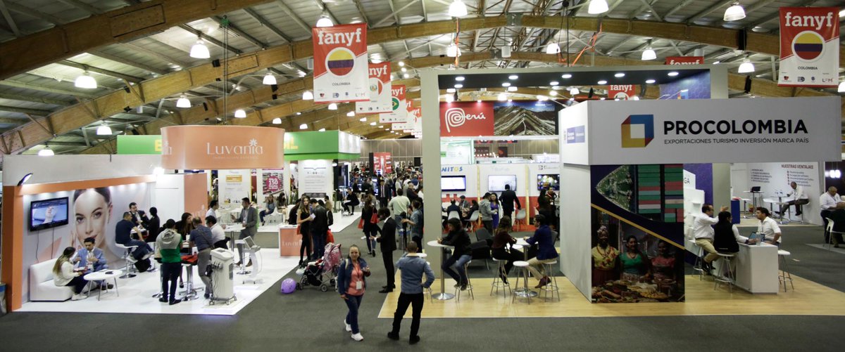 fanyfcolombia's tweet photo. Agradecemos a todos los visitantes de la 13ª FANYF, Feria Internacional de #Negocios y #Franquicias. Confiamos que puedan conseguir su libertad económica y financiera con una franquicia. Los esperamos nuevamente en #FANYF 2020. https://t.co/oFphrz6LtS