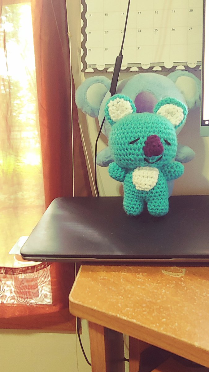 saijjk's tweet photo. Koya always watching me work 🤣🤣🤪🤪
@BTS_twt https://t.co/lNspmBi4oX
