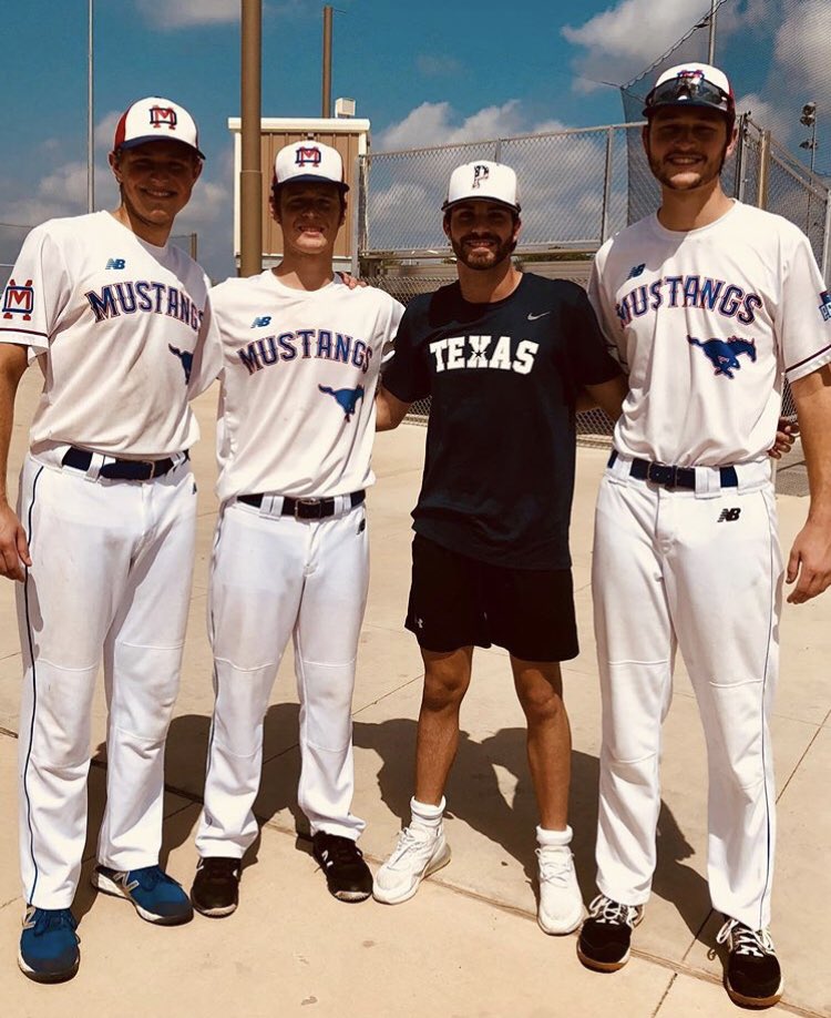 CHS_CowboysBB's tweet photo. Cowboys supporting Cowboys all summer long! #teammates #biggestfans #coppellpride https://t.co/fH3vxyhtBY