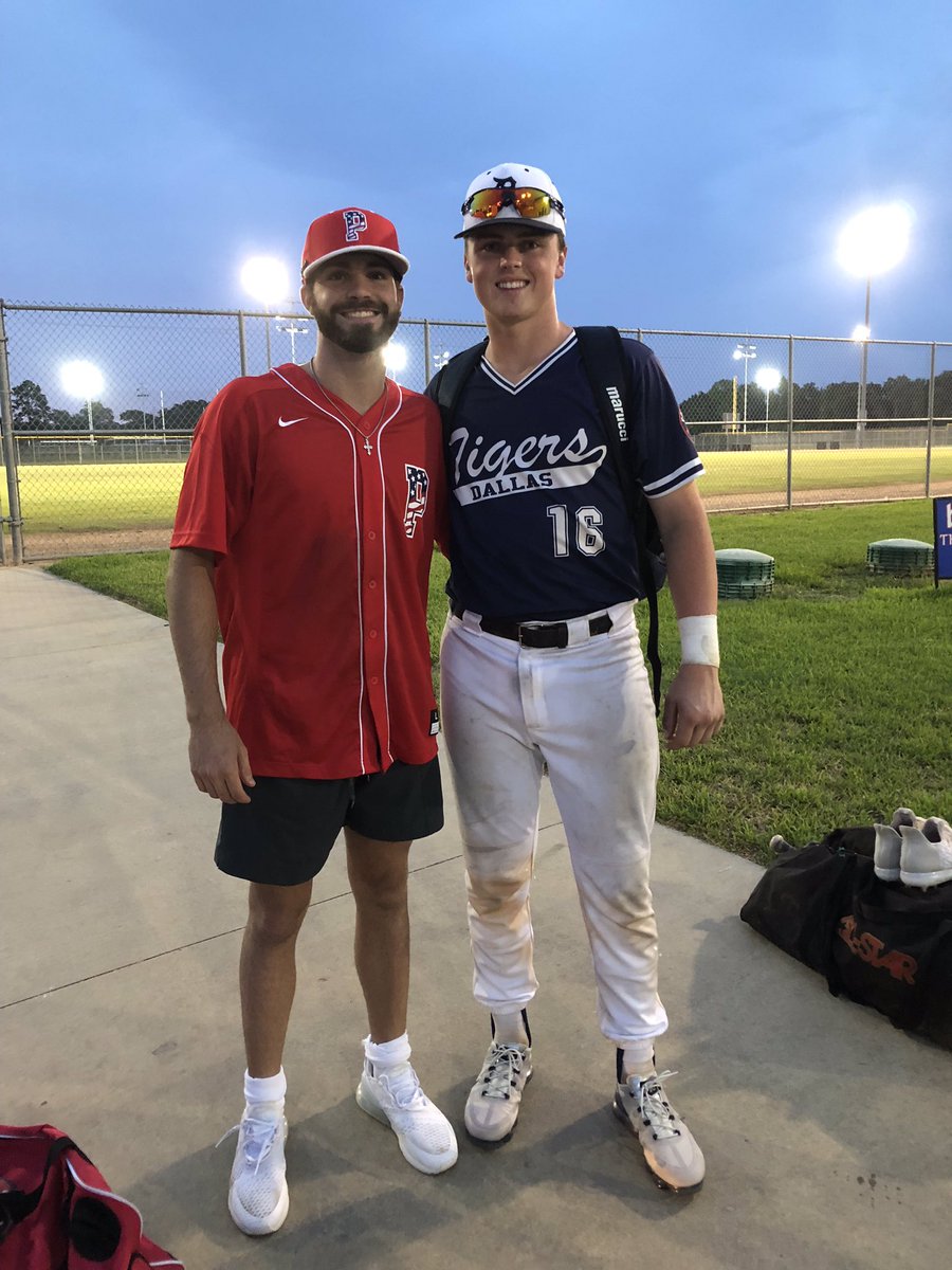 CHS_CowboysBB's tweet photo. Cowboys supporting Cowboys all summer long! #teammates #biggestfans #coppellpride https://t.co/fH3vxyhtBY