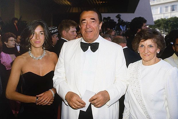 Ghislaine Maxwell's father Robert Maxwell (born Ján Ludvík Hyman Binyamin Hoch) was considered to be a Mossad agent undercover as a British media proprietor #QAnon  #WWG1WGA  #MEGA  #GreatAwakening  #DarkToLight  #RobertMaxwell  #GhislaineMaxwell  #Mossad