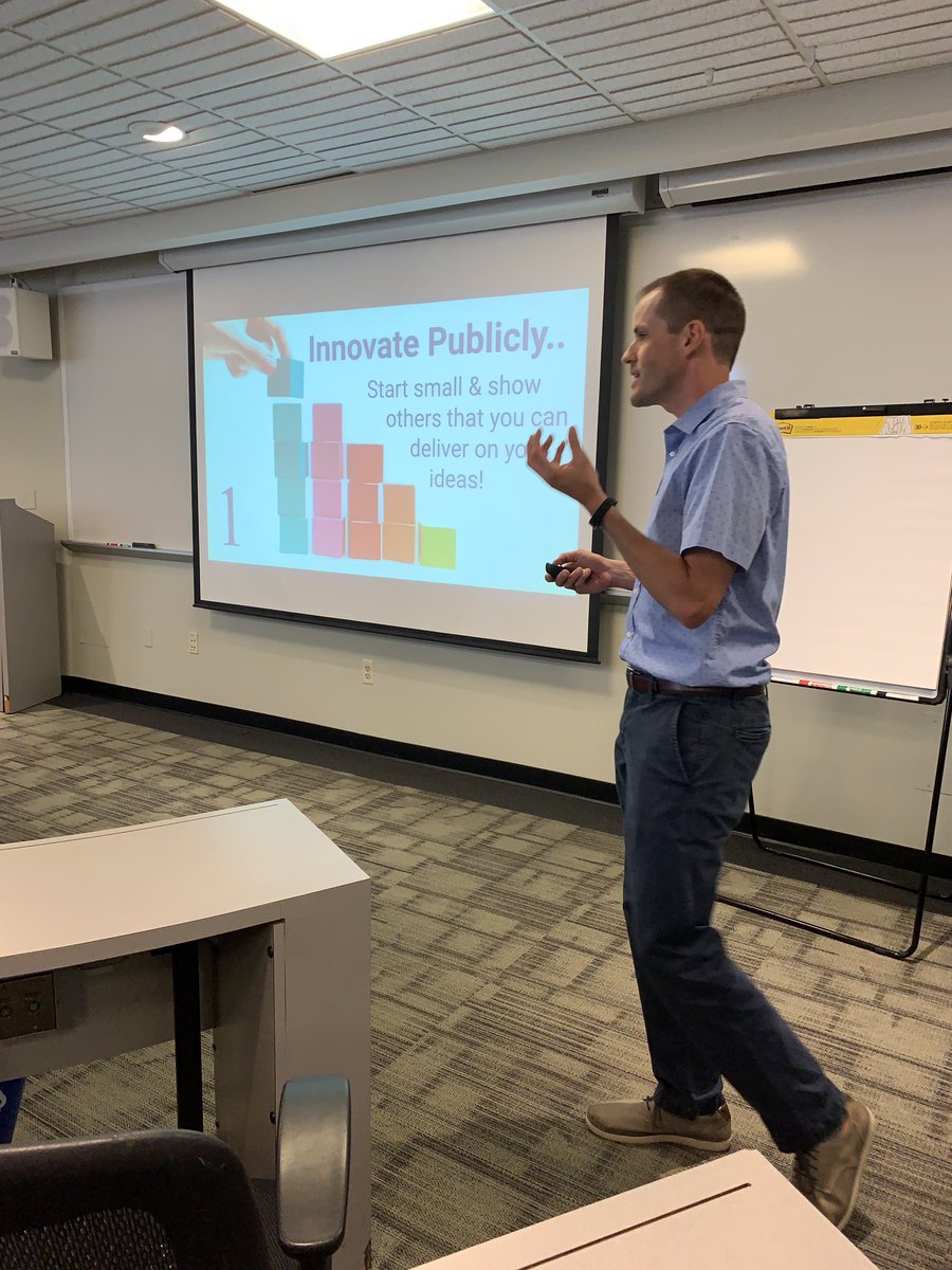 chackerman1's tweet image. Dr. Pease talks about thriving on the edge to kick off our afternoon 👊🏻@DrAPease @TonySinanis #WeAreChappaqua #sparktalk