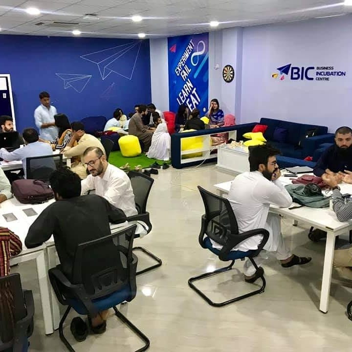 bicpew's tweet photo. Junior mentoring session in progress.
#BIC #startups #incubation #selfempolyed #innovation #entrepreneurship #smallbiz
#SMEs #ideas #beyourownboss #Startuplife #peshawar #Imsciences #HEC https://t.co/yIFwtpCtcm