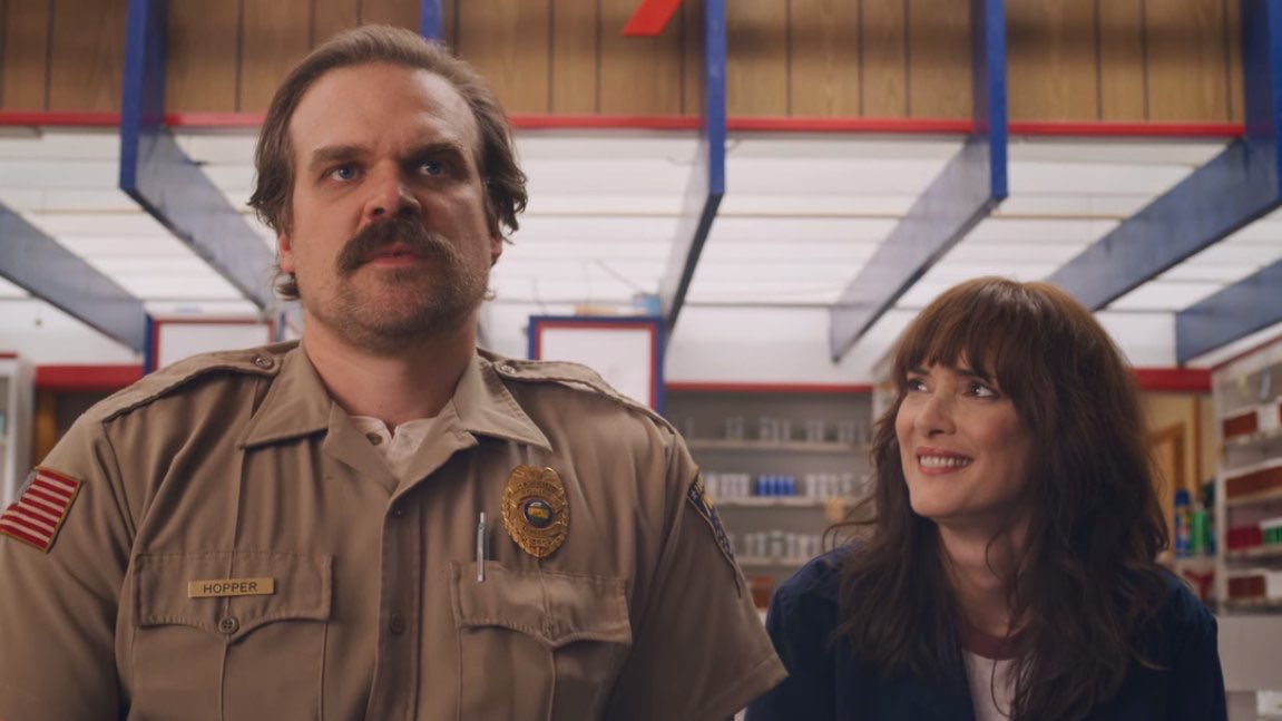 shyljl's tweet photo. Mejores equipos en #StrangerThings  

Steve y Dustin sublimes.
Robin y Steve dúo perfecto.
Erika y Dustin talento y audacia.
Eleven y Max poderío femenino. 
Hopper y Joyce, tensión sexual no resuelta.
Murray y Alexei, amistad y conexión.

Chapó Erika y Alexei en esta temporada. https://t.co/ID0y0xdmH2