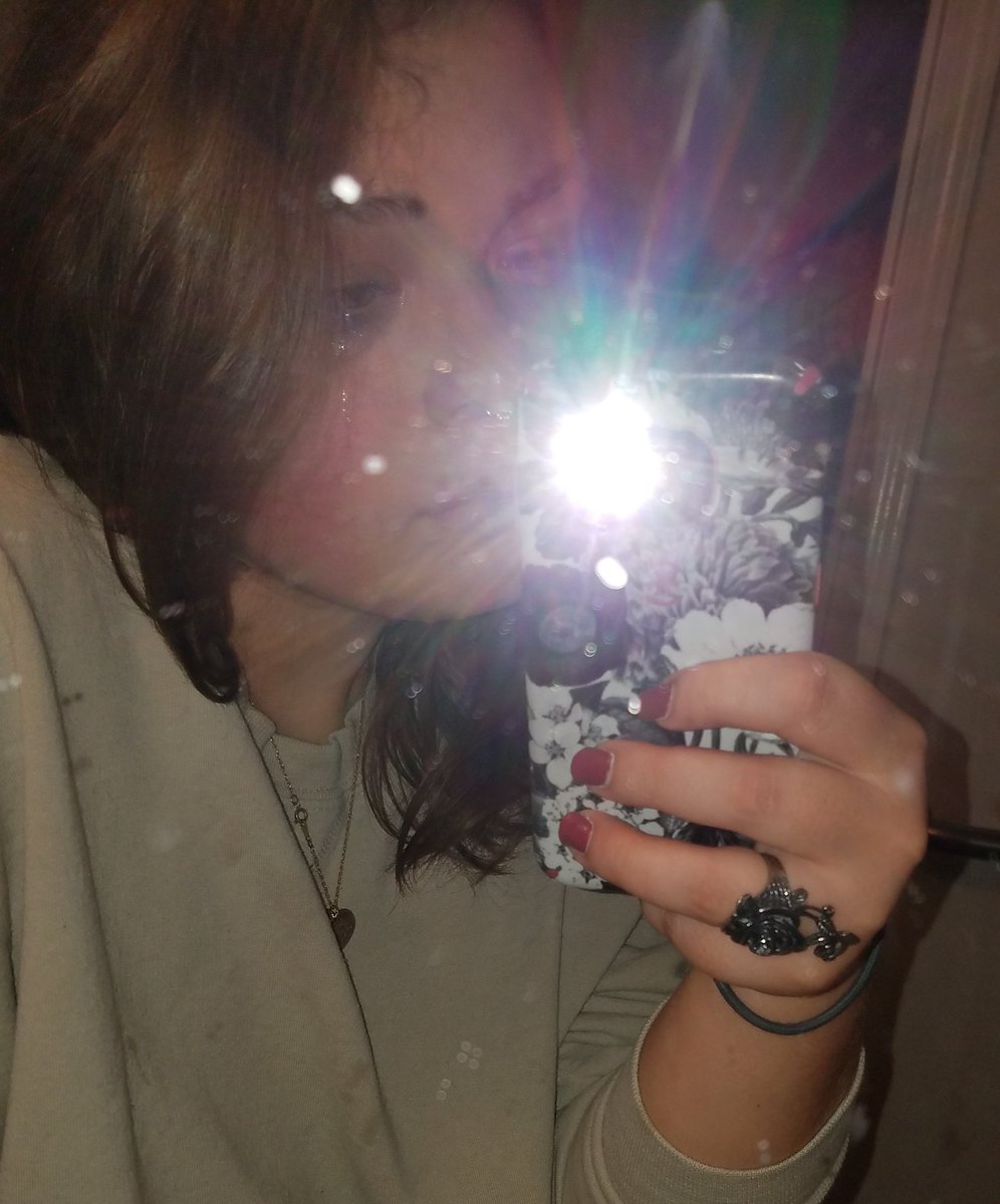 AwGeezRick's tweet image. Posty's 'Goodbye' came out the other day and I had a (much needed) obese ass cry to it. But in the midst of my soul leaking out of my face, I decided to take some picture because. Yes.