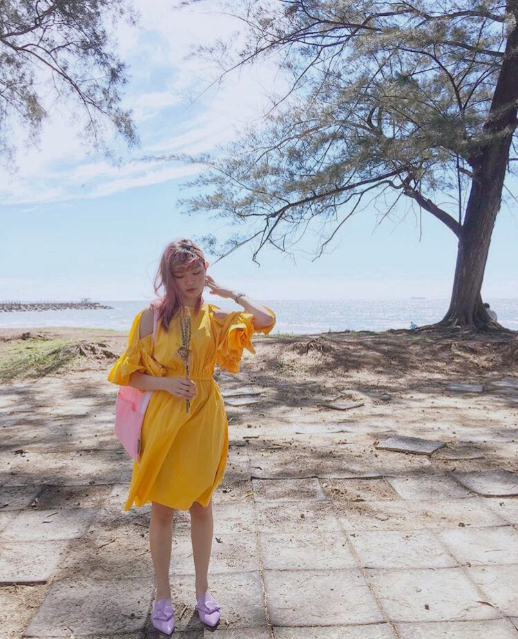 taysinyee's tweet photo. A day at the beach⛱🧸
#STAYselcaDAY https://t.co/HgDTTIx7JV