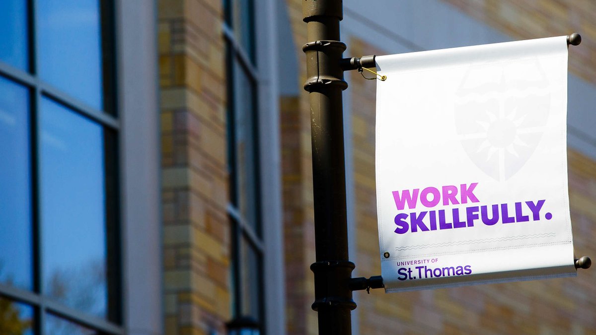 UofStThomasMN's tweet photo. Today we welcome high school students to St. Thomas, as the Schulze School of Entrepreneurship is hosting BestPrep's Minnesota Business Venture summer camp. #BestPrepMBV https://t.co/JcmkQ8FfrR