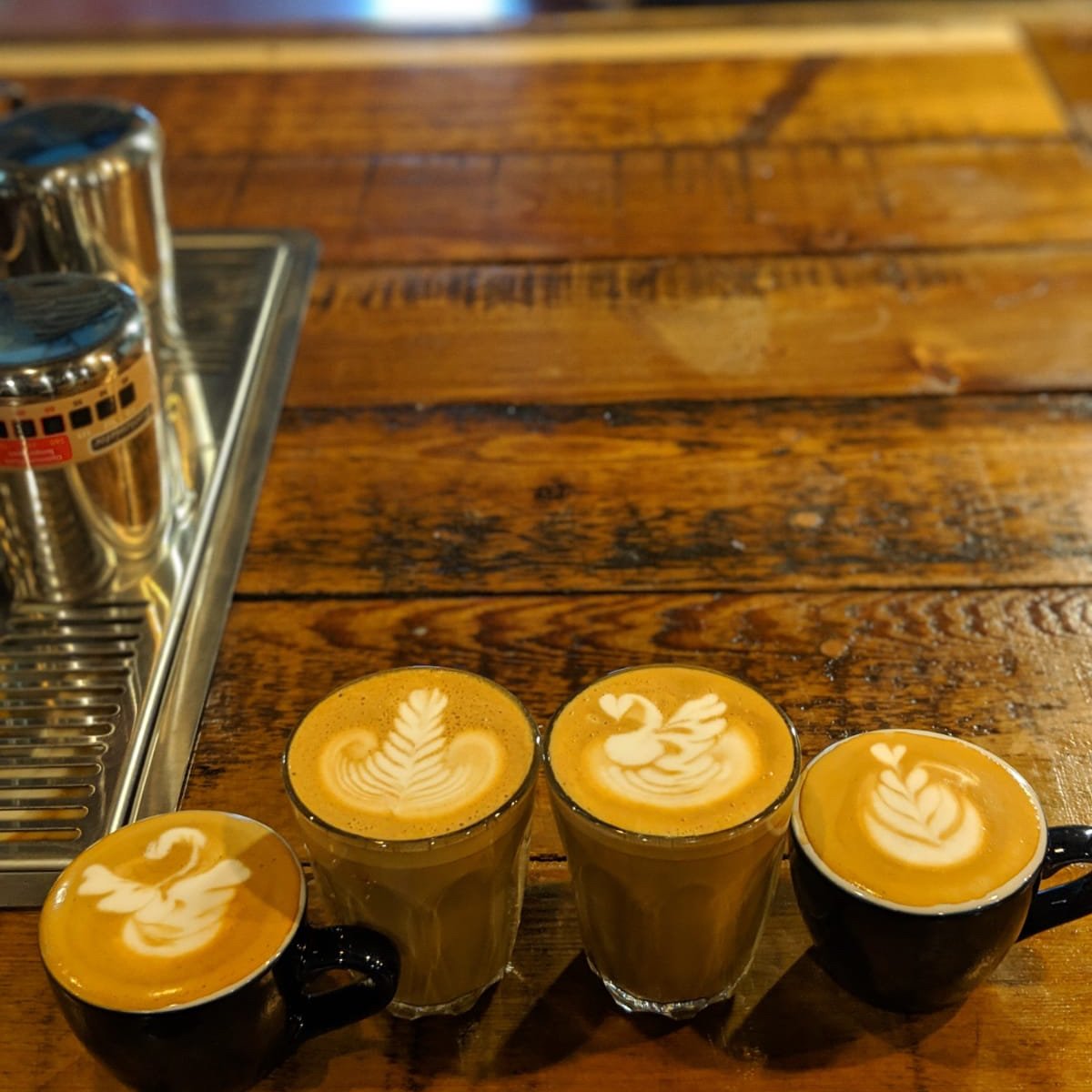HeartlandCoffi's tweet photo. WE HAVE OPENED OUR COFFEE BAR! 
.
.
Come and drink coffee in our roastery bar. Seating with a view of the roastery. 
.
.
.
Serving you delicious, fresh coffee roasted on site mon-fri // 10-4. 
.
#coffee #coffeeroaster #instacoffee #northwales #conwy #llandudno #specialtycoffee https://t.co/TUUiXjWn6P
