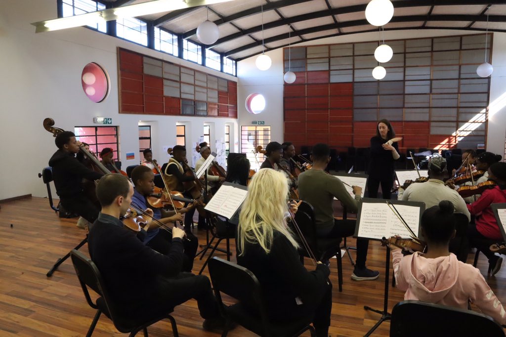 ArcoBirmCons's tweet photo. A wonderful week with our fantastic students! 🎻👌🏻 https://t.co/SoGJpESBRu