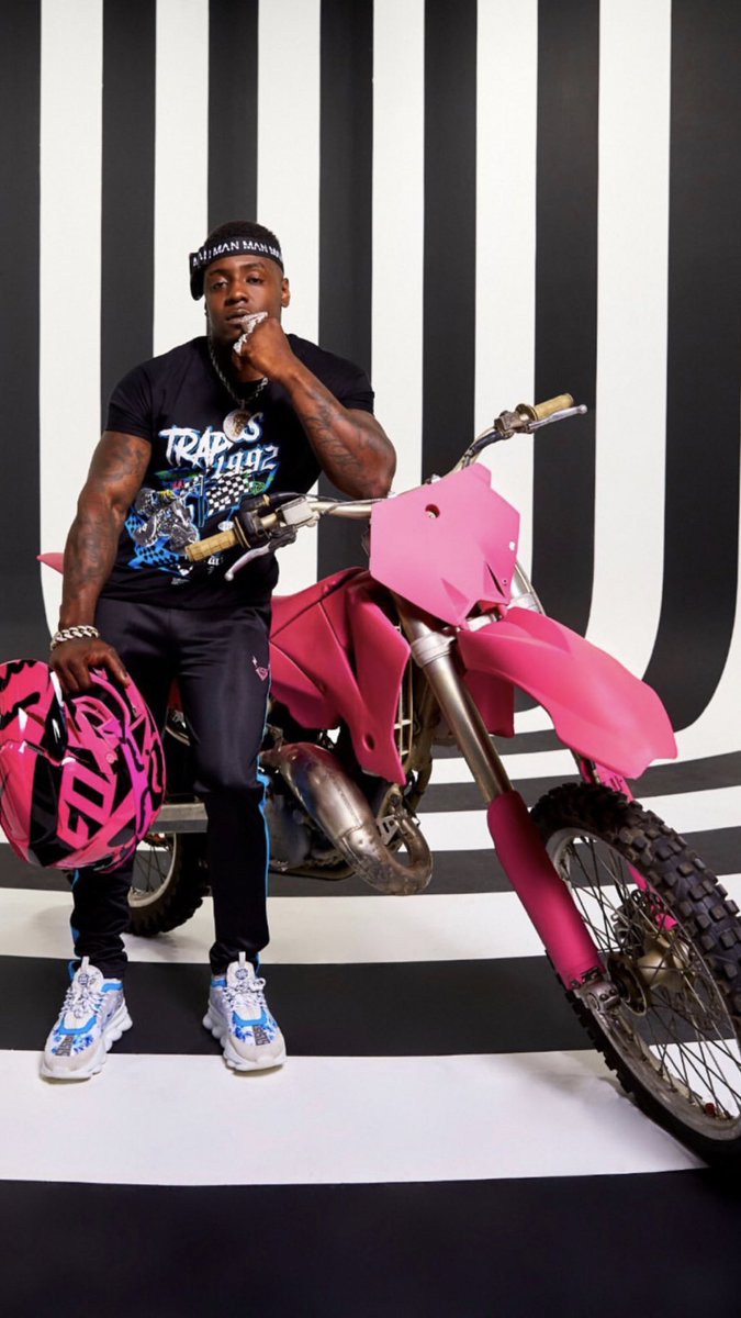 CTALYSTMGMT's tweet image. M.I.S.T X @boohooMAN 🙌
————————————————
#sickmade #sickmadeliving #albumsoonland #catalystmanagement #catalystmusic #mist