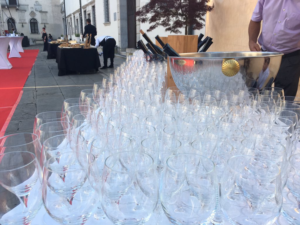 AzamaraPursuit's tweet photo. #Azamazing in #Koper with amazing 🍷 #Refosk wine GREAT food &amp; the incredible #ACapella choir @PJazzile https://t.co/Pp4lLl9A99