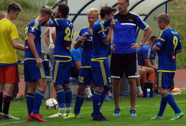 fcvysocina's tweet photo. Po sedmi letech v Juniorské lize a dalších sedmi letech v MSFL se juniorský tým FC Vysočina znovu představí ve IV. nejvyšší dospělé soutěži – Divizi. Dnes vypukla letní příprava nově se tvořícího "béčka" ➡ https://t.co/108kdrKQoH
#juniorka #letnipriprava #Divize #fcvysocina https://t.co/ku0KEK2HFt